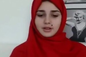 Arab teen heads nude