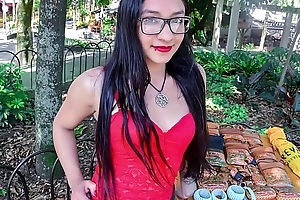 CARNE DEL MERCADO - Racy Colombian teen babe with glasses gets banged