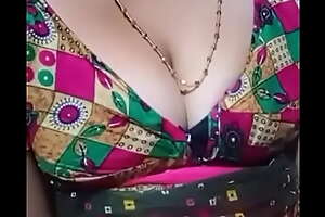 Indian Aunty Similar BIg Boobs Live