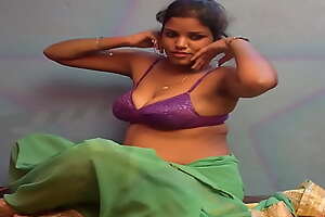 saree unfledged without blouse only bra without petticoat